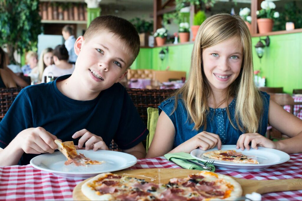 Your Guide to Healthy Dining in Overland Park While Wearing Braces